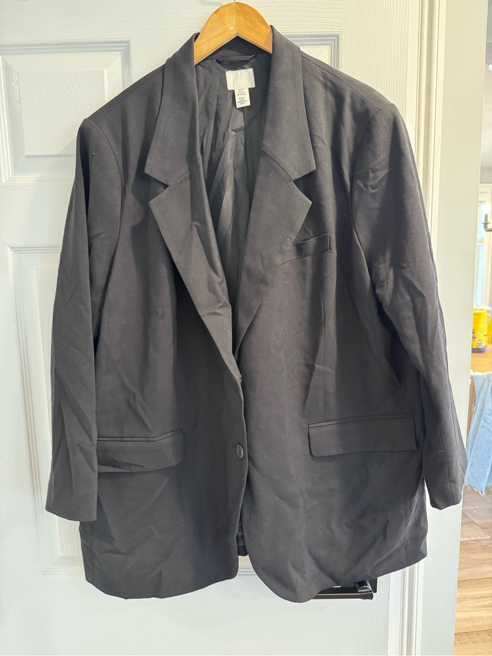 H&M Classic Black Women's Blazer Jacket - Tailored Single-Breasted